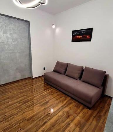 Modern Studio At Unirii Bucharest Exterior photo